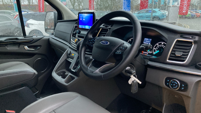 Ford Tourneo Custom Transit Custom Tourneo L2 Diesel Fwd 2.0 EcoBlue 130ps L/R 8 Seater Titanium Auto